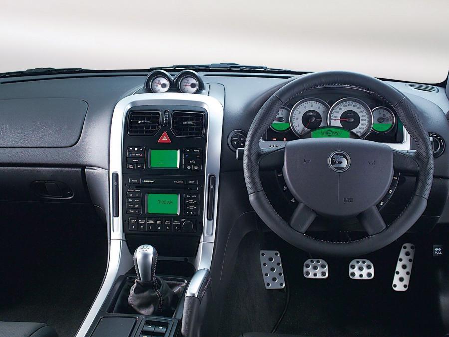  Holden HSV Maloo R8 2004 года  (фото 2 из 5)